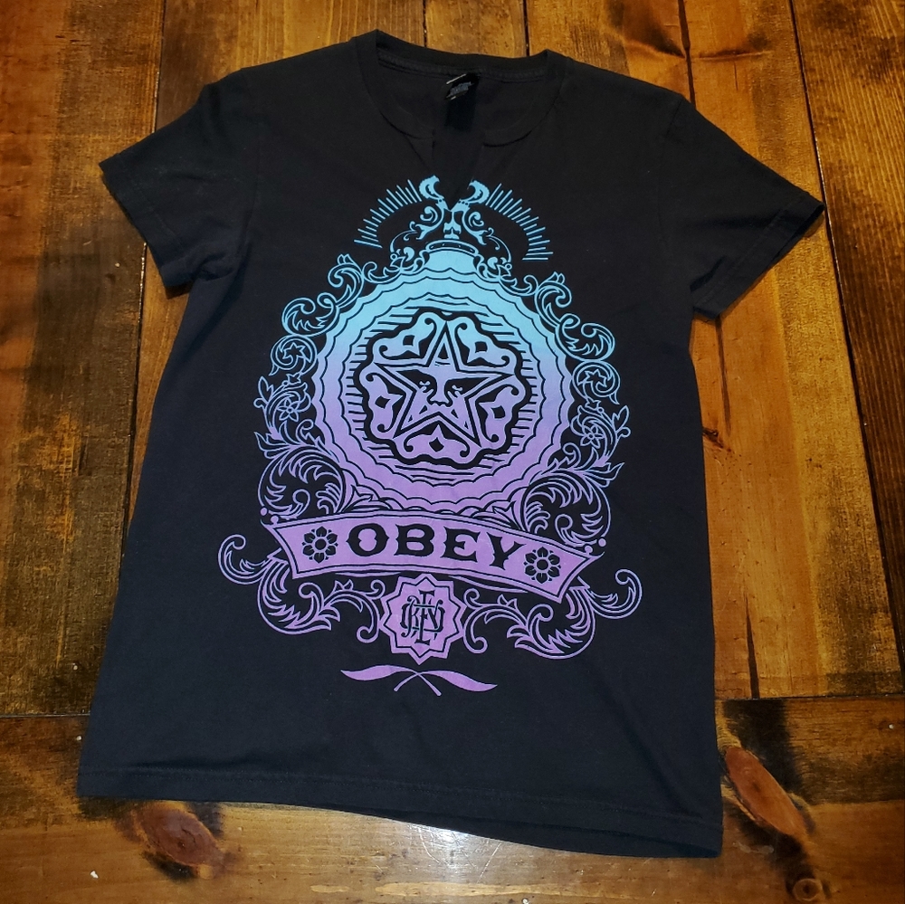 Obey Women's Black Tee with Blue-Purple Gradient Crest